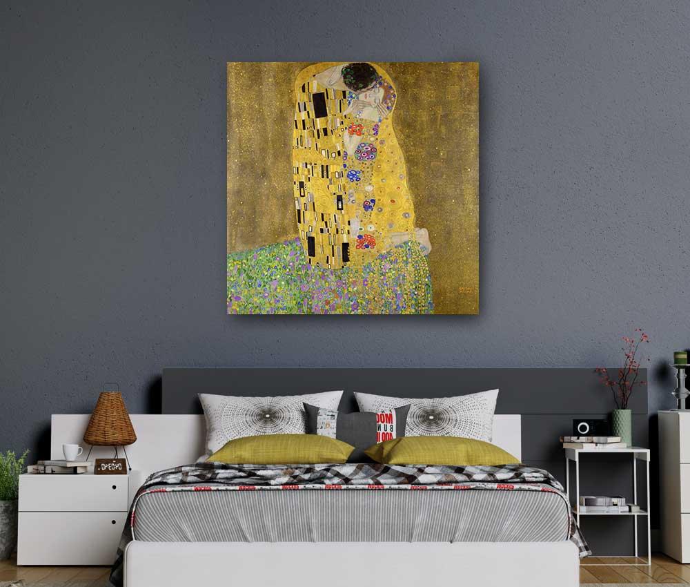 Gustav Klimt - The Kiss - Xtra.ro